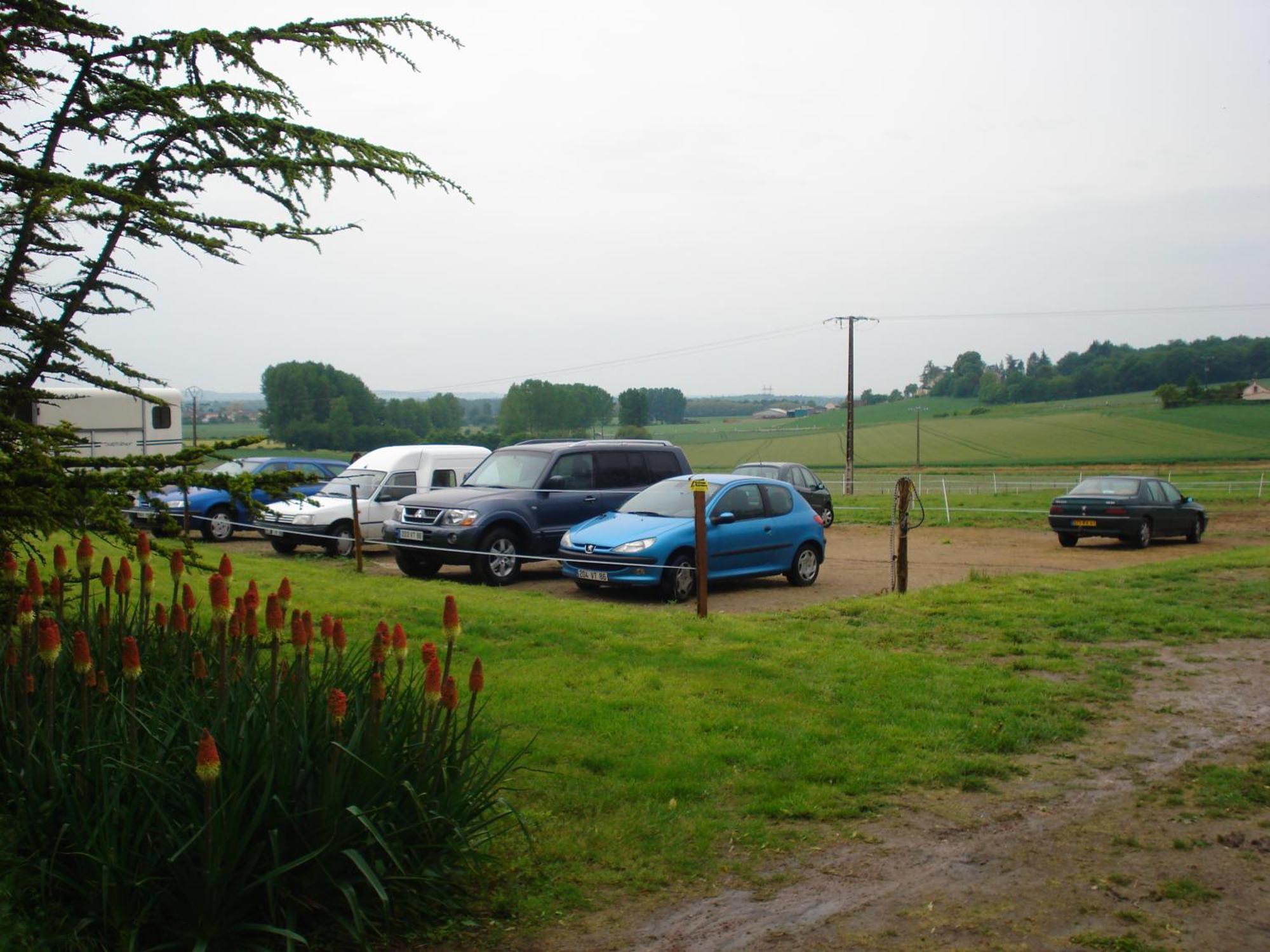 Les Roulottes De Cuzay Villa Roiffe Exterior photo