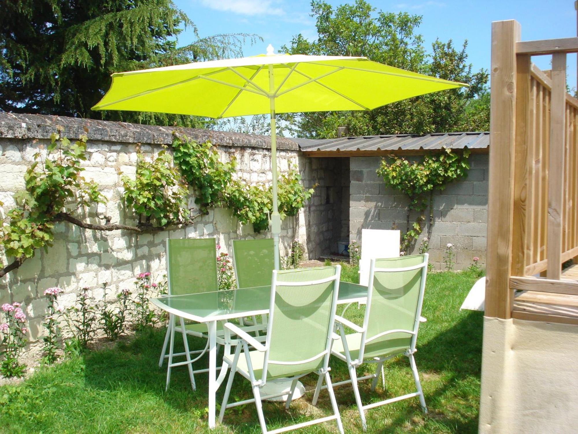 Les Roulottes De Cuzay Villa Roiffe Exterior photo